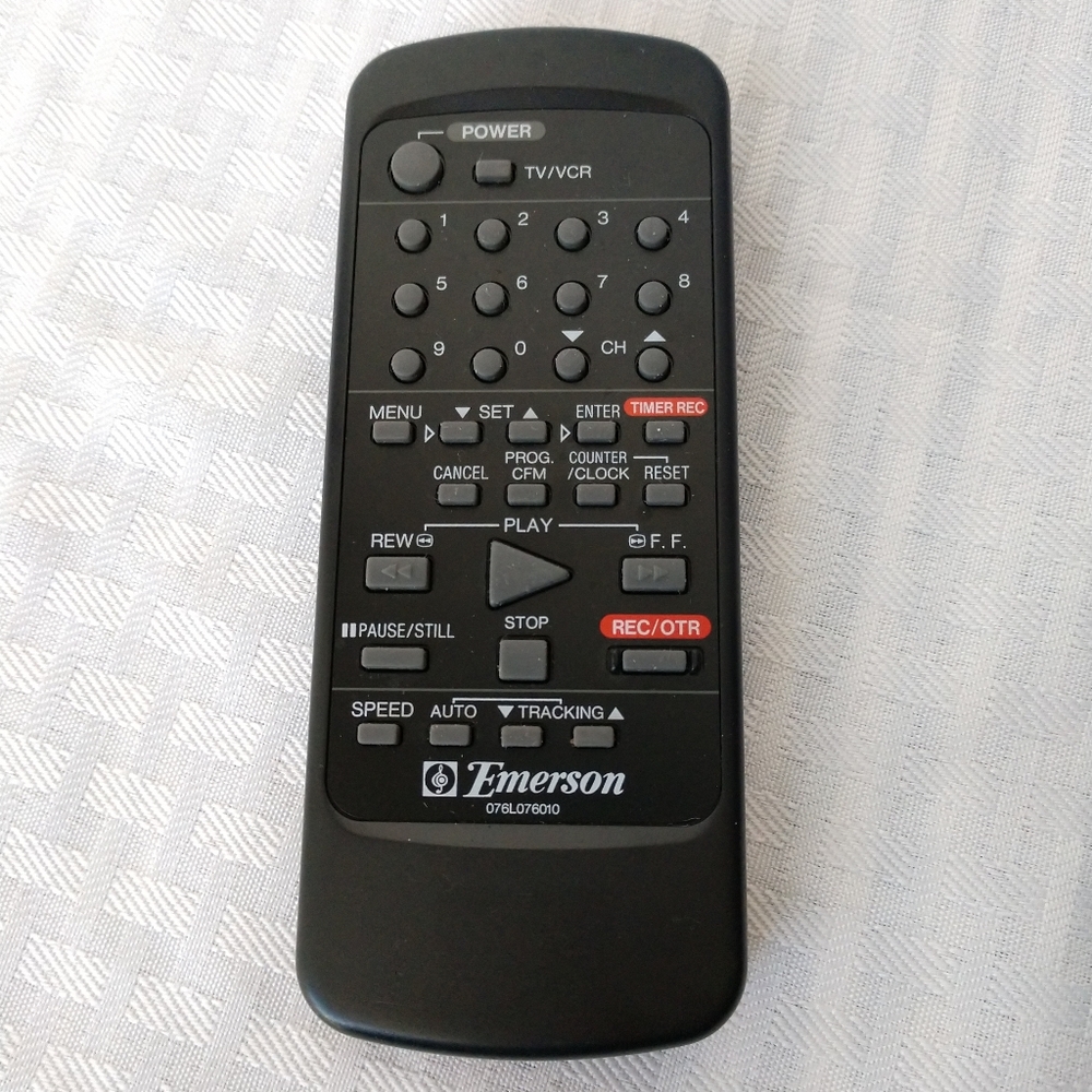 Emerson Remote Control 076L076010 TV VCR Black